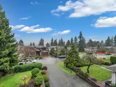 4841 Clinton Street, Burnaby, BC, Burnaby — Single Family Residence for sale