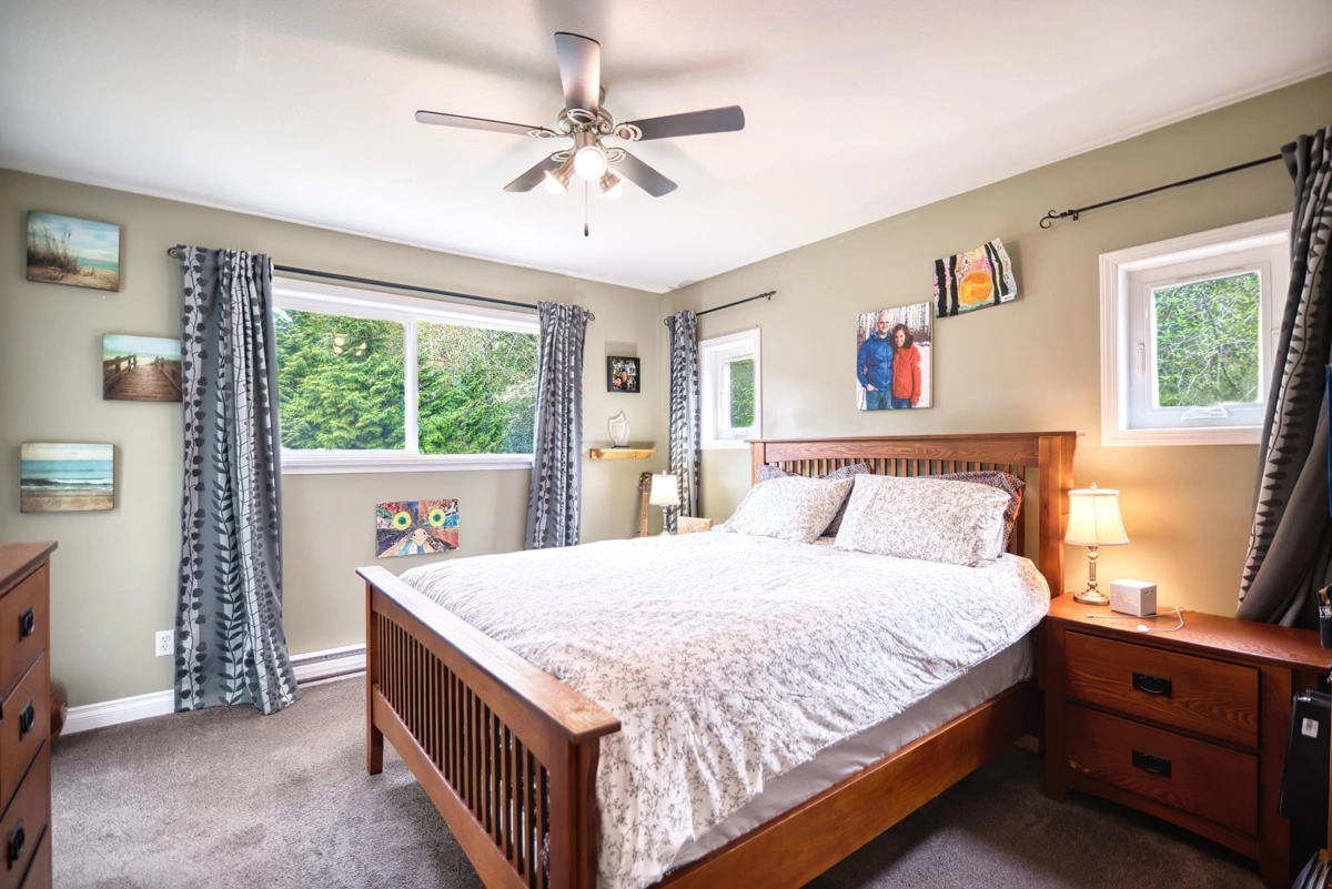 Bedroom 2 Photo of 6302 Jasper Road, Sechelt, BC