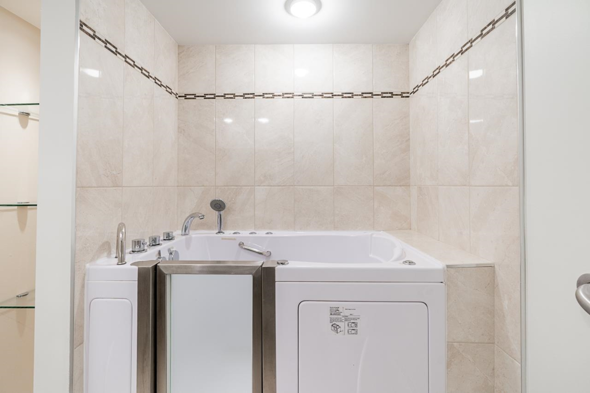 Mudroom Photo of 37 6537 138 Street, Surrey, BC