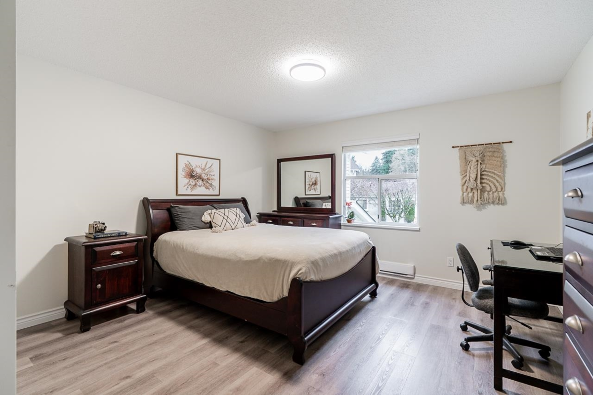 Staircase Photo of 37 6537 138 Street, Surrey, BC