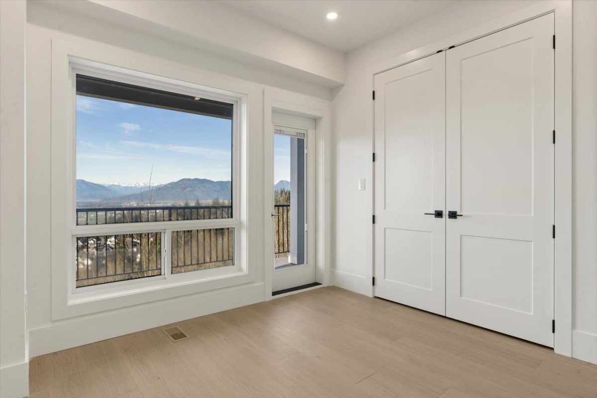 Entry Foyer Photo of 50497 Kingston Drive, Chilliwack, BC