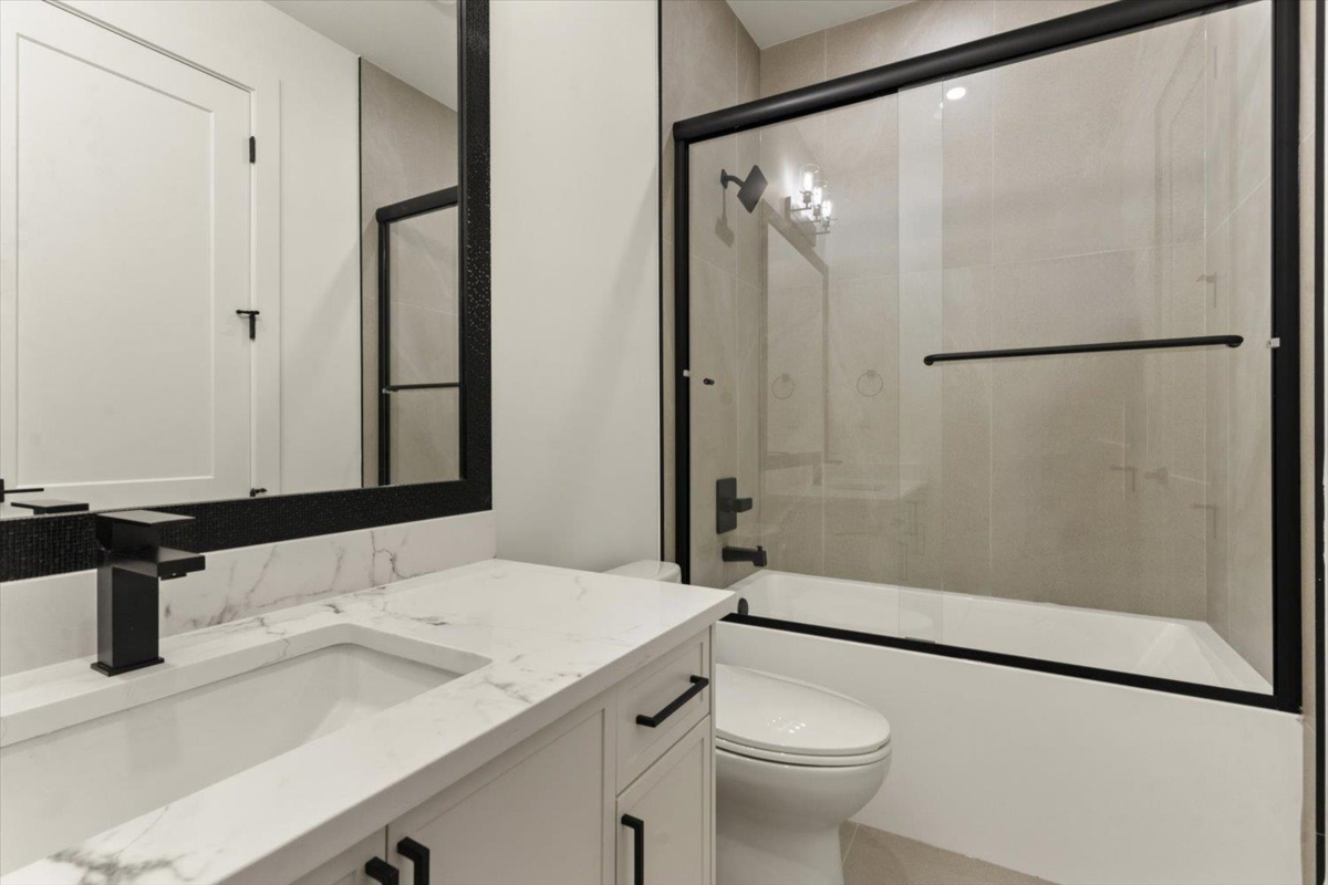 Garage Interior Photo of 50497 Kingston Drive, Chilliwack, BC