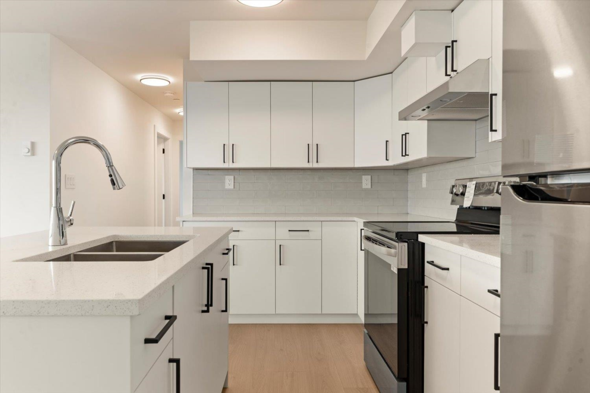 Hallway Photo of 50497 Kingston Drive, Chilliwack, BC