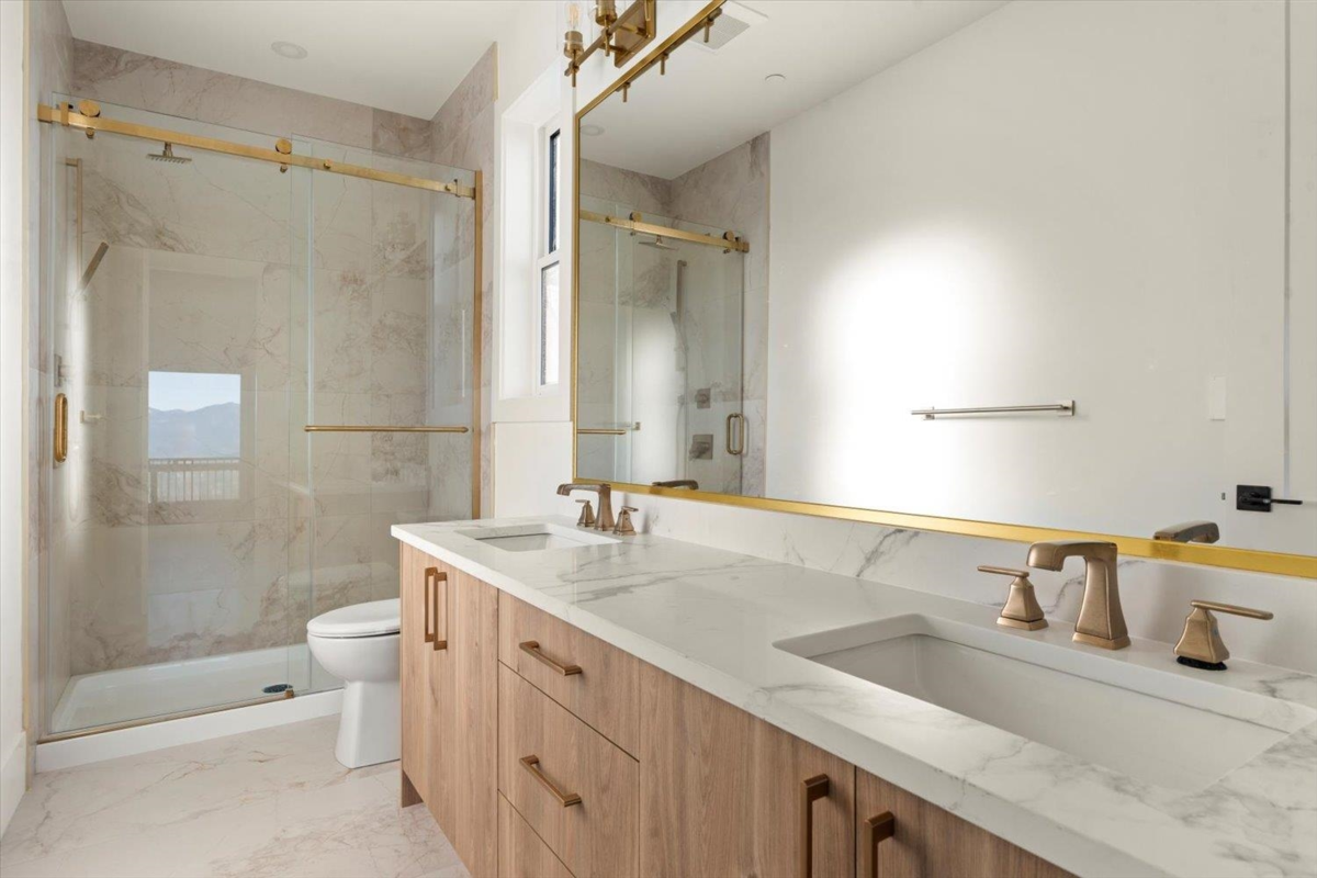 Mudroom Photo of 50497 Kingston Drive, Chilliwack, BC