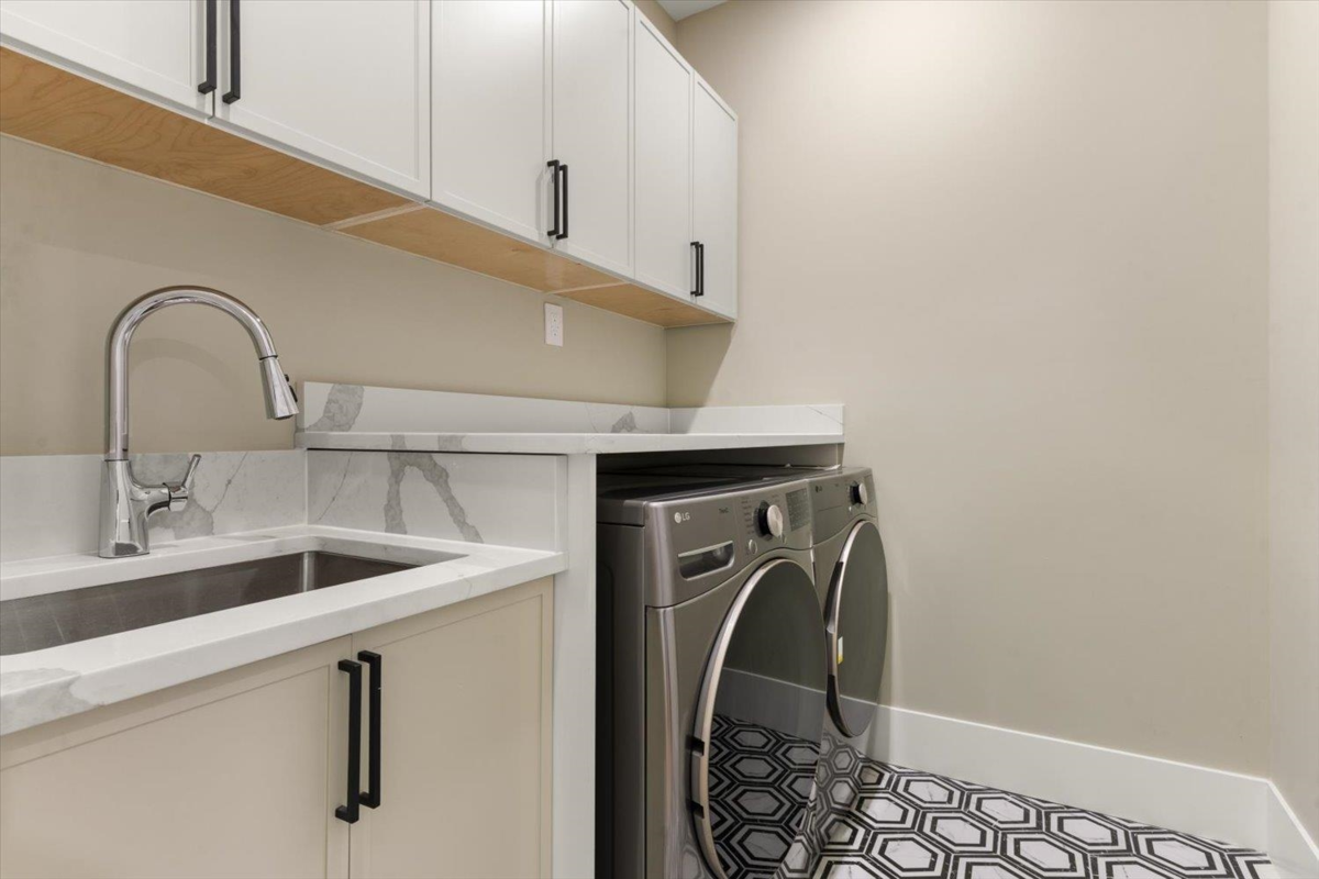 Outdoor Kitchen Photo of 50497 Kingston Drive, Chilliwack, BC