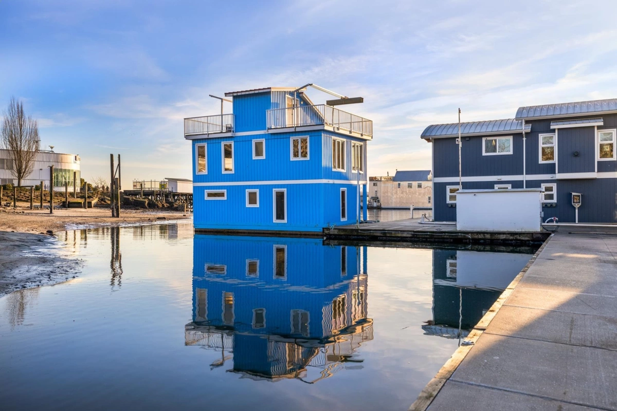 Kitchen Photo of JNW04 415 Esplanade W, North Vancouver, BC