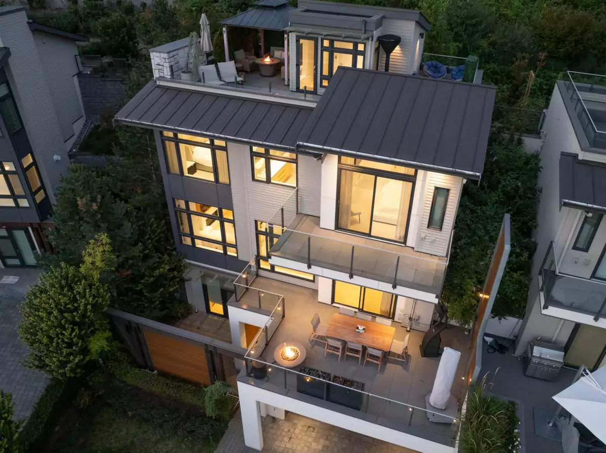 Family Room Photo of 2993 Burfield Place, West Vancouver, BC