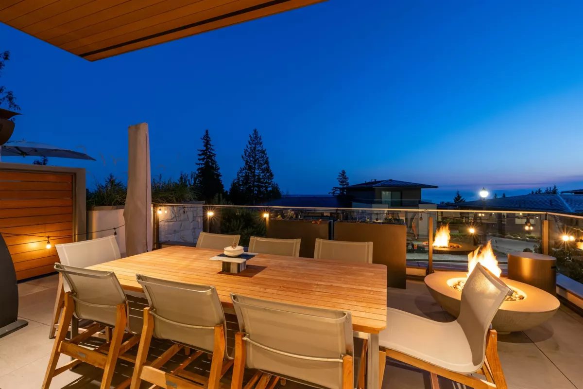 Outdoor Kitchen Photo of 2993 Burfield Place, West Vancouver, BC