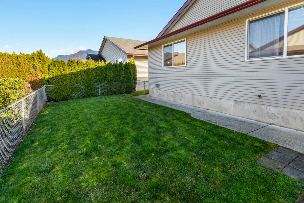 Fitness Center Photo Near 43 7330 Elm Road, Agassiz, BC