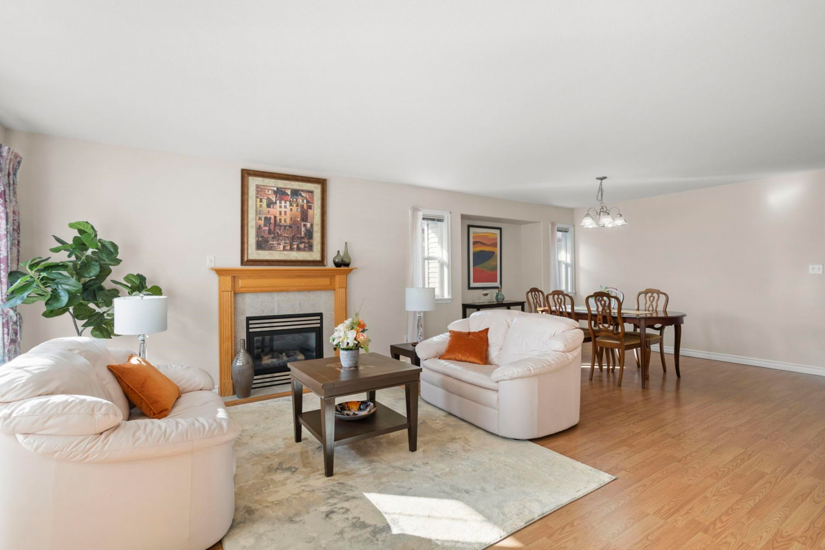 Kitchen Island Photo of 43 7330 Elm Road, Agassiz, BC