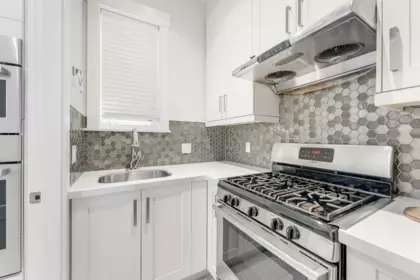 Breakfast Nook Photo of 7380 Ontario Street, Vancouver, BC