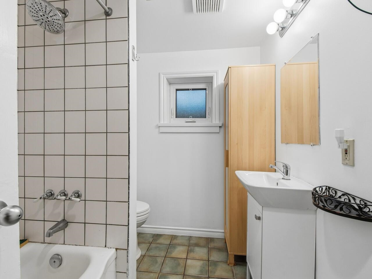 Garage Interior Photo of 3039 Grant Street, Vancouver, BC