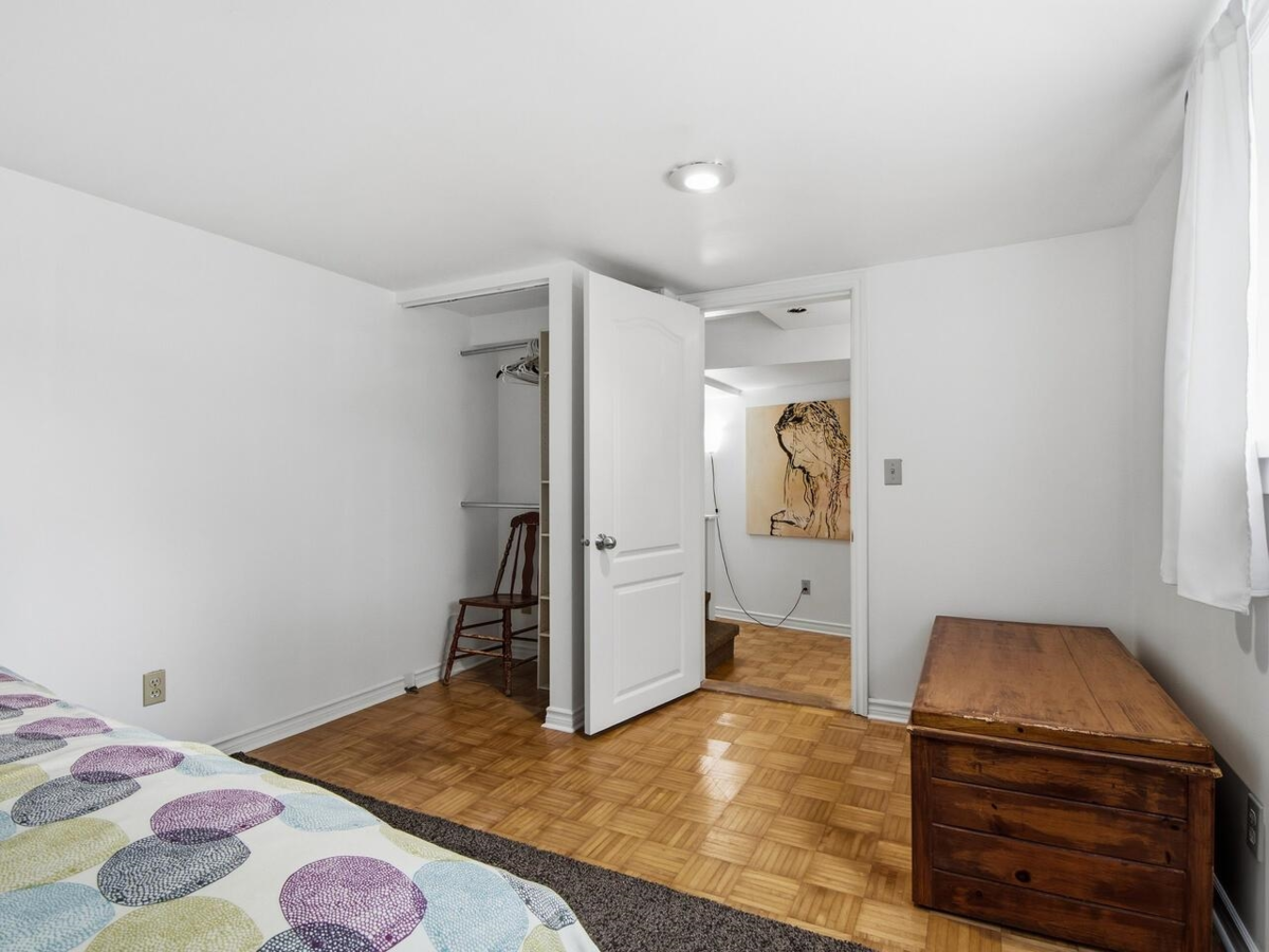 Hallway Photo of 3039 Grant Street, Vancouver, BC