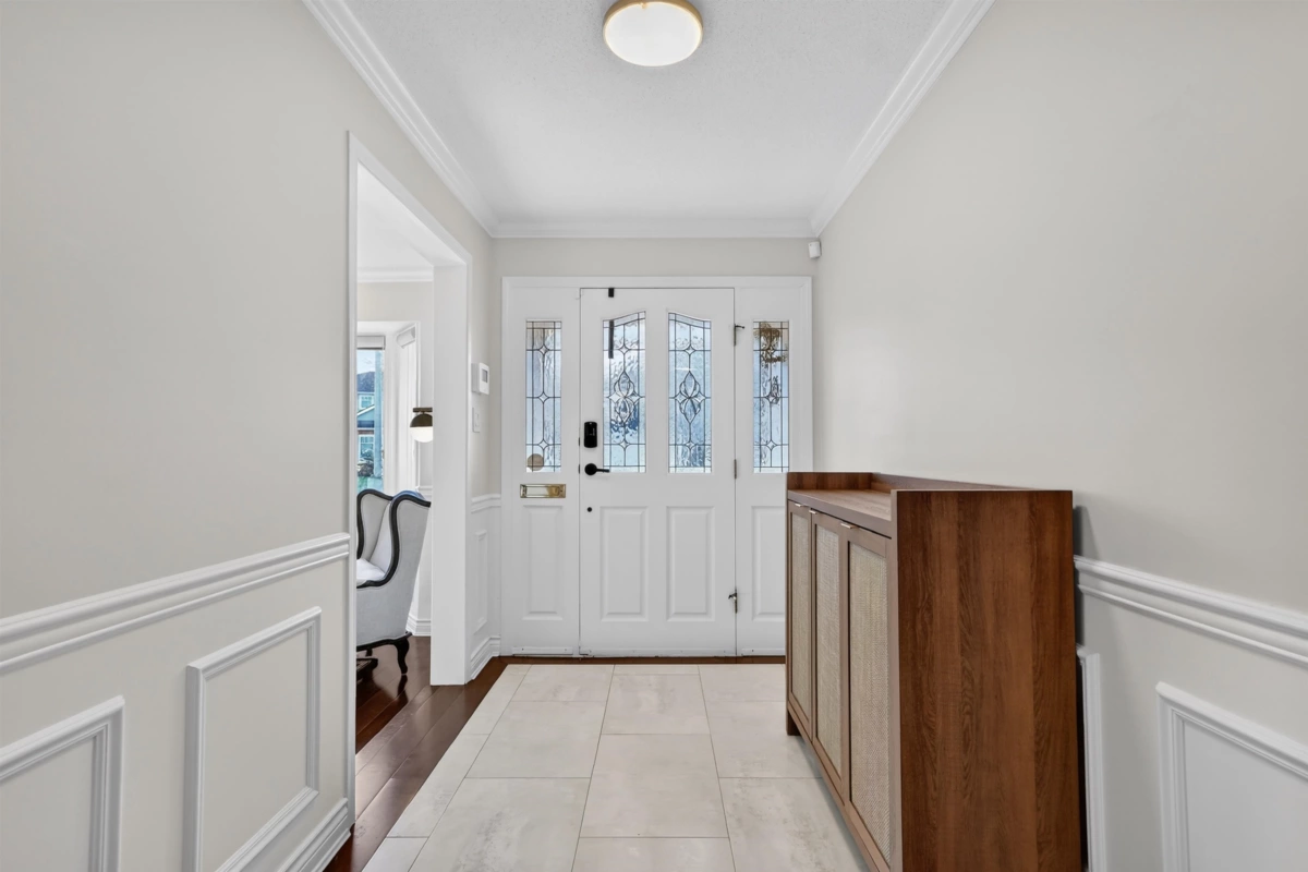 Guest Bathroom Photo of 5551 Floyd Avenue, Richmond, BC