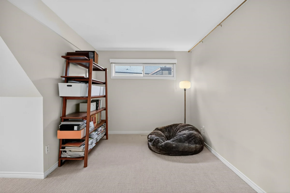 Hot Tub / Spa Photo of 5551 Floyd Avenue, Richmond, BC