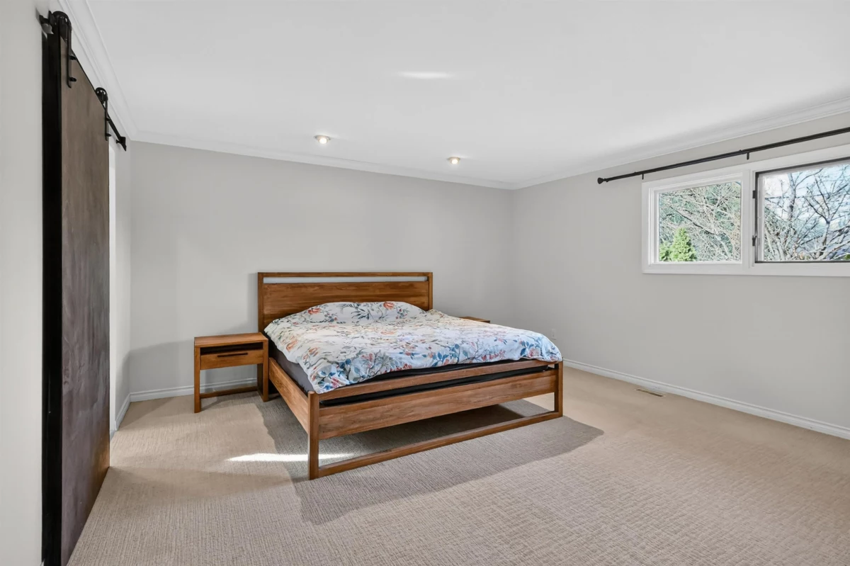 Laundry Room Photo of 5551 Floyd Avenue, Richmond, BC