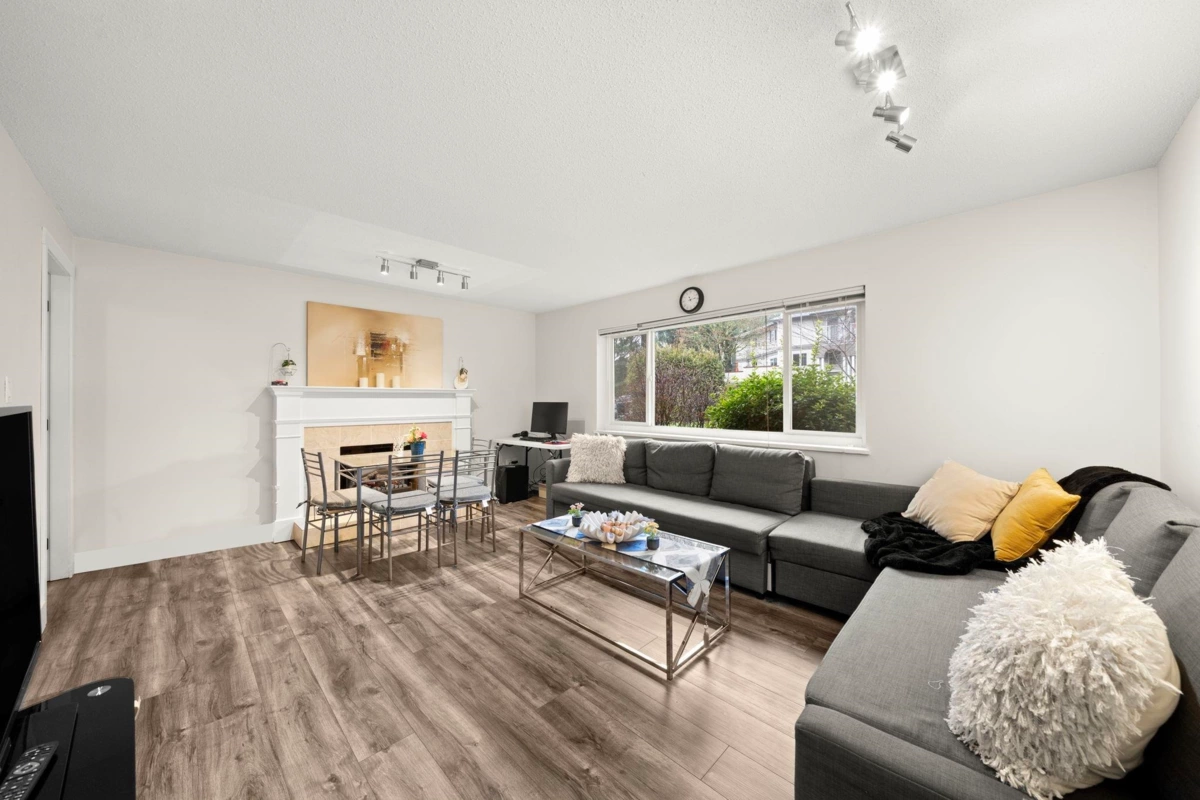 Basement Recreation Room Photo of 2622 Shaftsbury Avenue, Port Coquitlam, BC