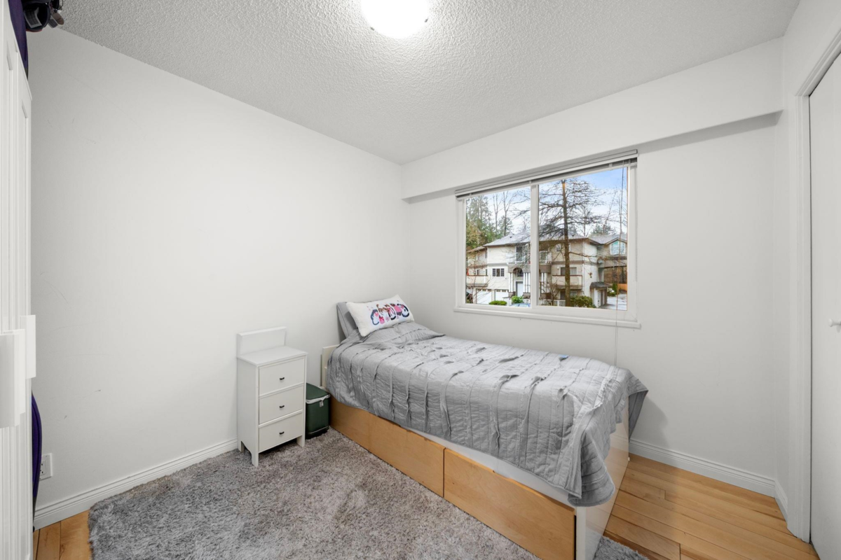 Office / Den Photo of 2622 Shaftsbury Avenue, Port Coquitlam, BC