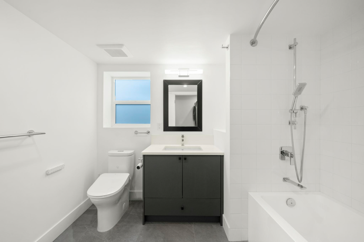 Garden / Landscaping Photo of 4740 Albert Street, Burnaby, BC