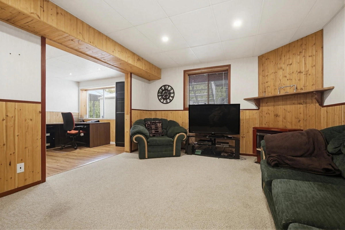 Bedroom 4 Photo of 33275 Cherry Avenue, Mission, BC