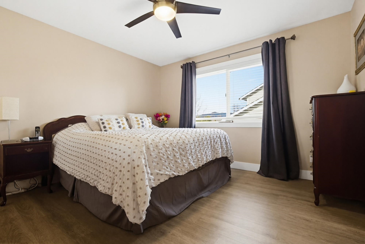 Office / Den Photo of 33275 Cherry Avenue, Mission, BC