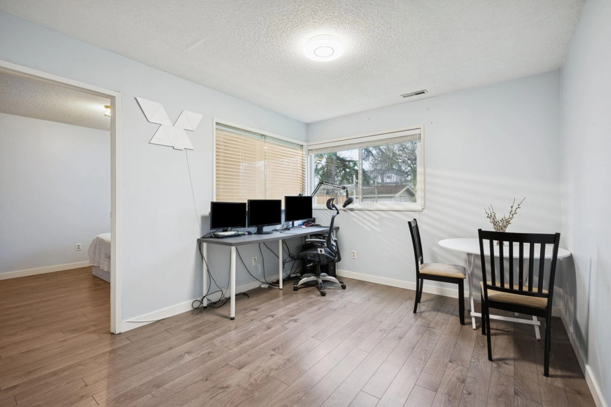 Hallway Photo of 4811 Lancelot Drive, Richmond, BC