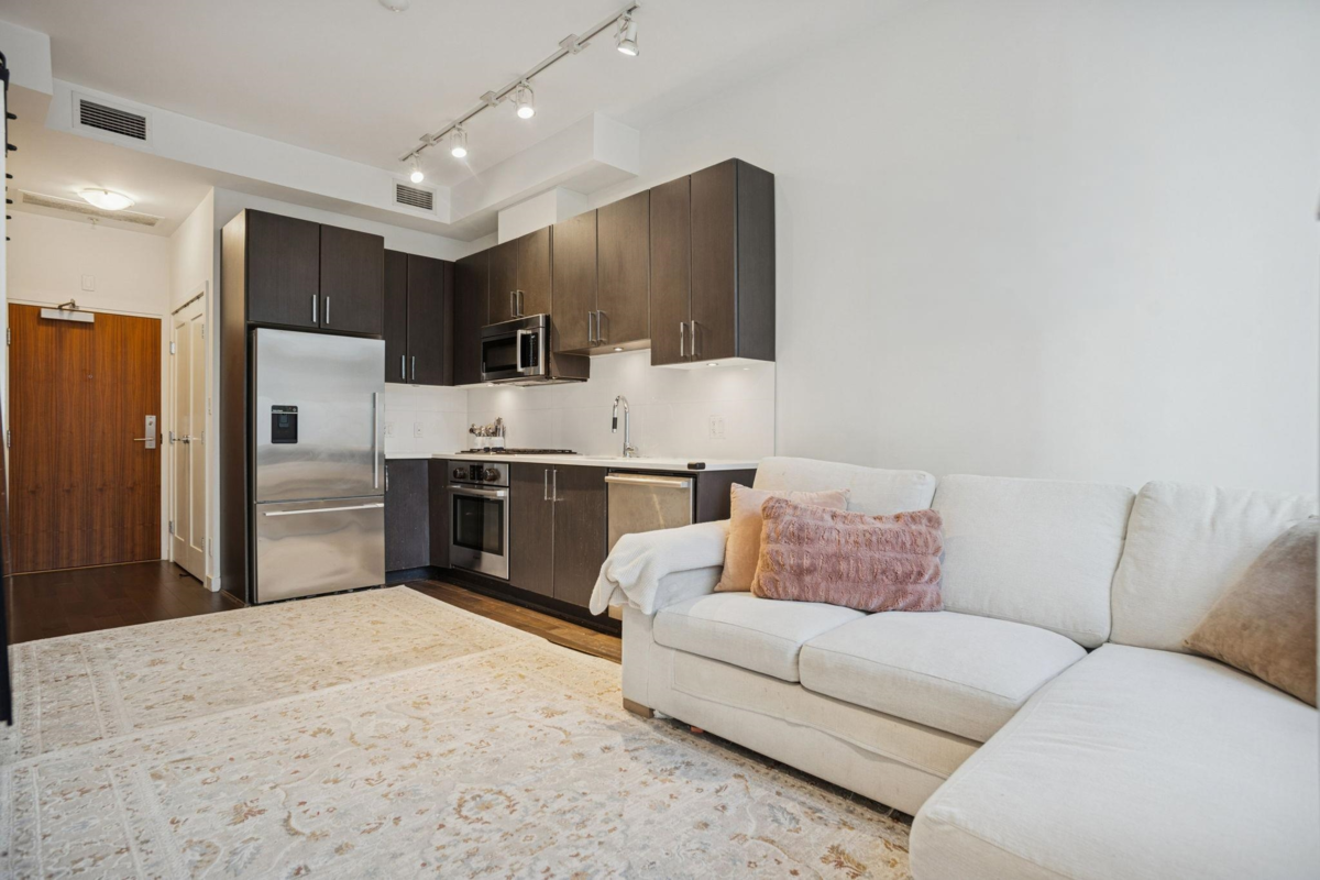 Dining Area Photo of 62 W 1st Avenue, Vancouver, BC