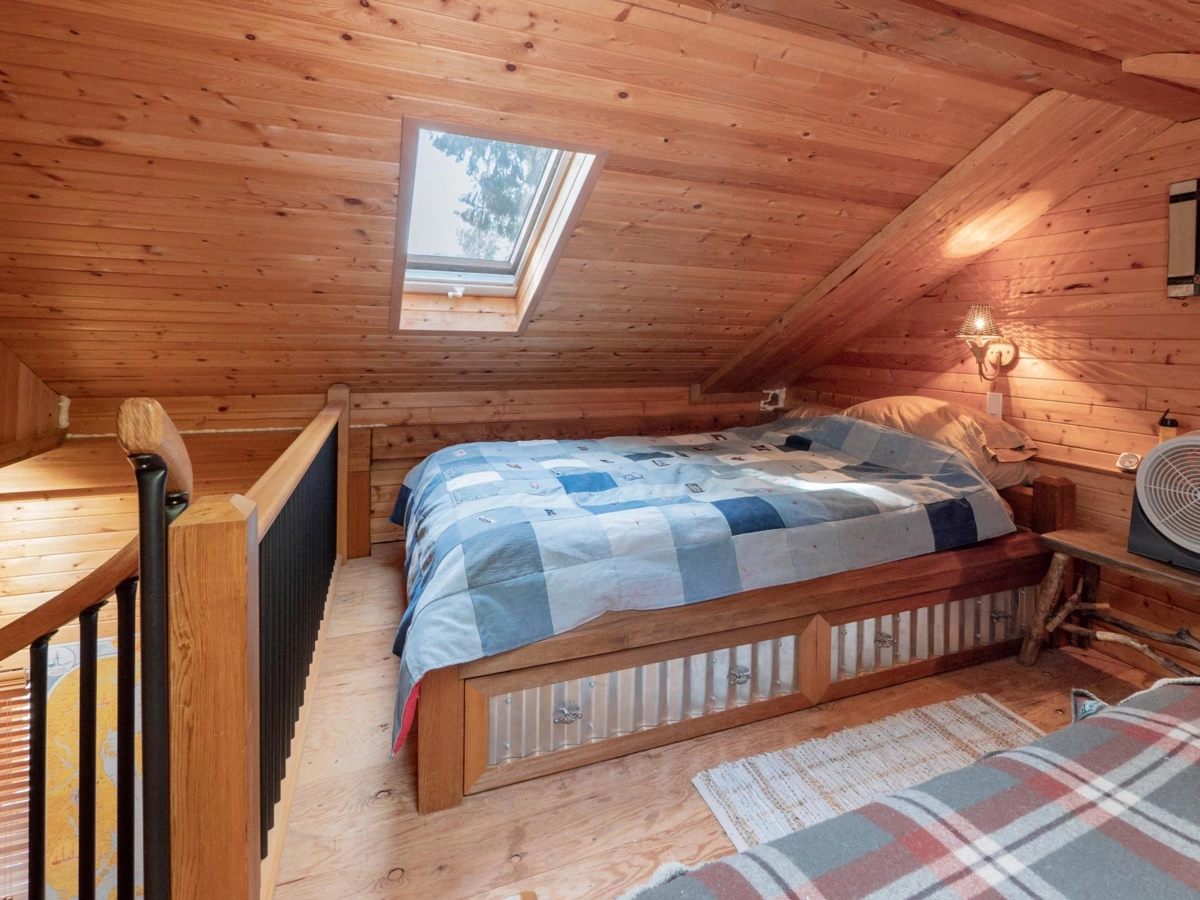 Bedroom 2 Photo of 9305 Stephens Way, Halfmoon Bay, BC