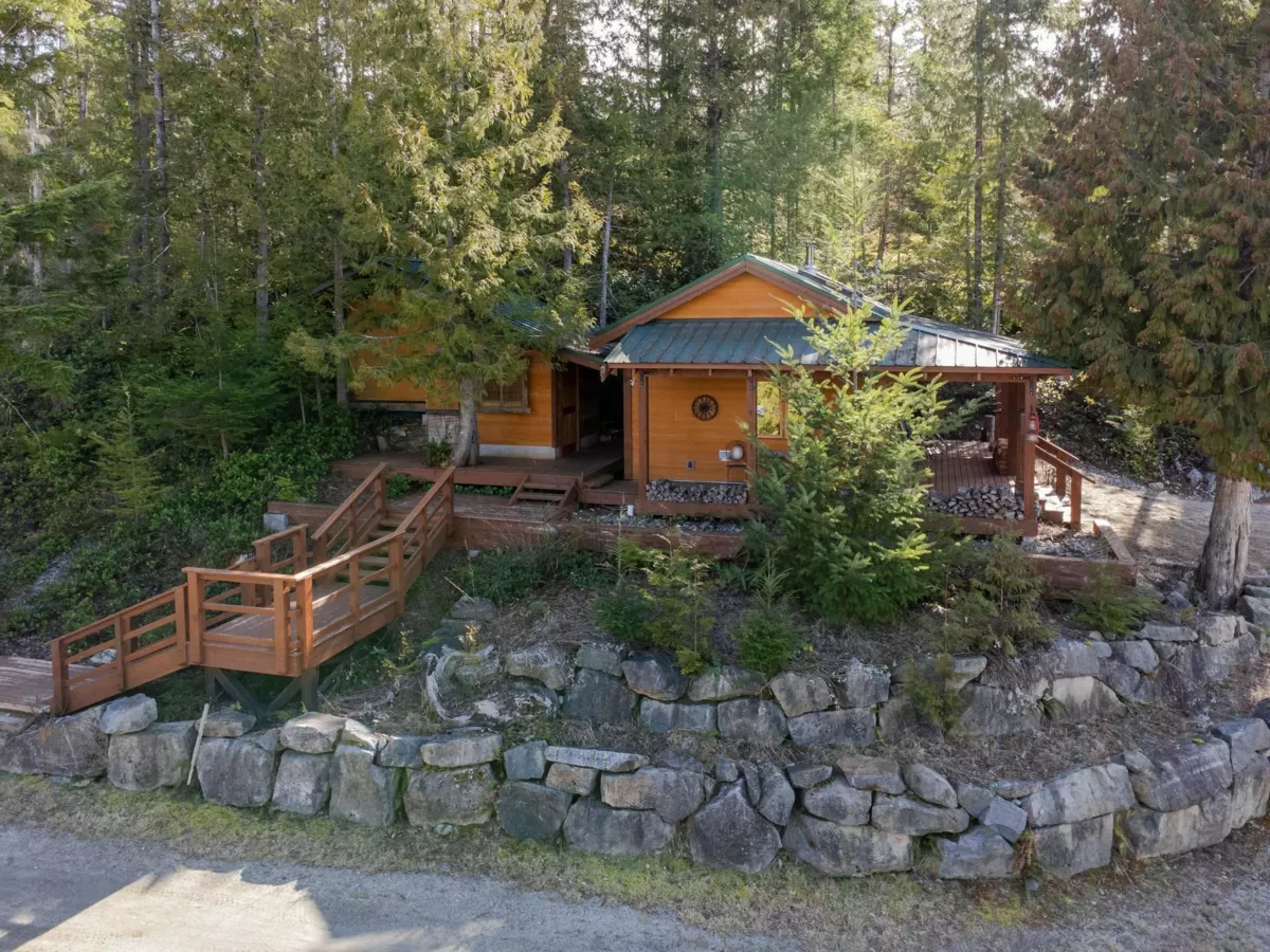 Bedroom 4 Photo of 9305 Stephens Way, Halfmoon Bay, BC
