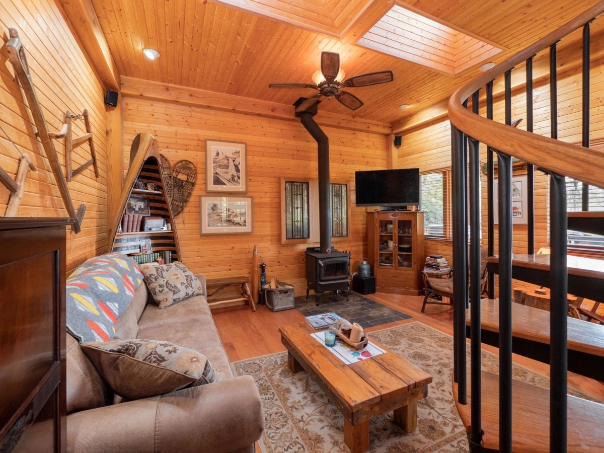 Pantry Photo of 9305 Stephens Way, Halfmoon Bay, BC