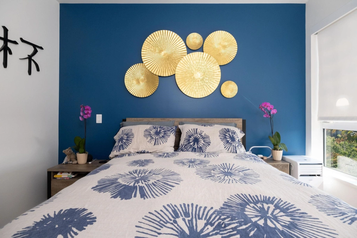 Bedroom 4 Photo of 404 1061 Marine Drive, North Vancouver, BC