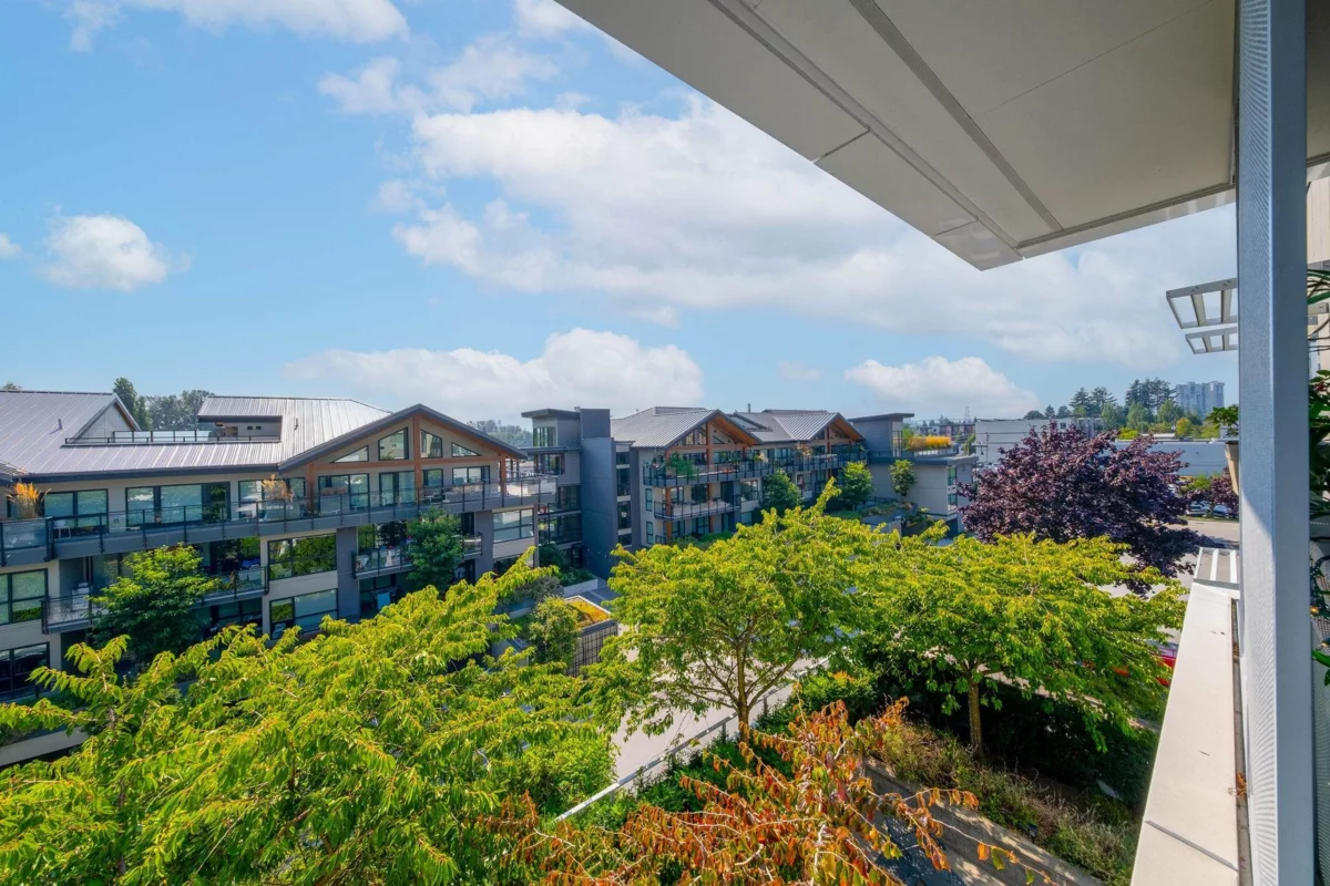 Garage Interior Photo of 404 1061 Marine Drive, North Vancouver, BC
