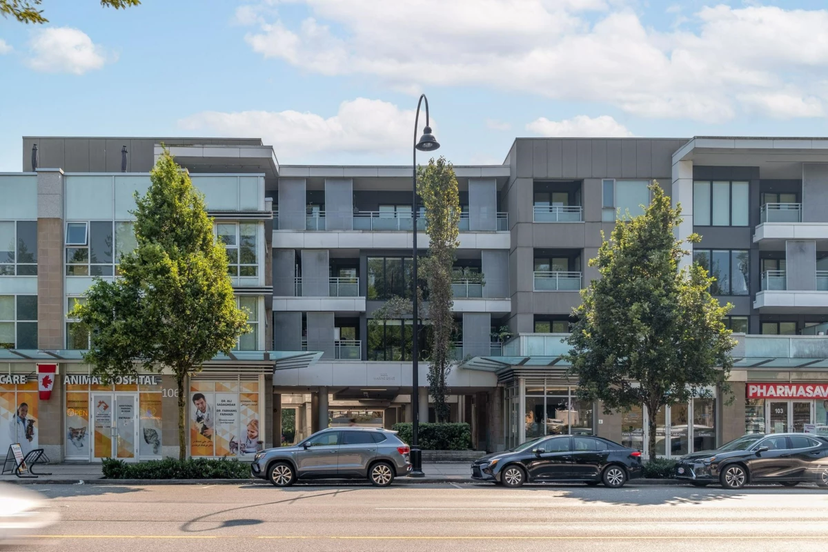 Outdoor Deck Photo of 404 1061 Marine Drive, North Vancouver, BC