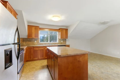 Primary Bedroom Photo of 20326 74b Avenue, Surrey, BC
