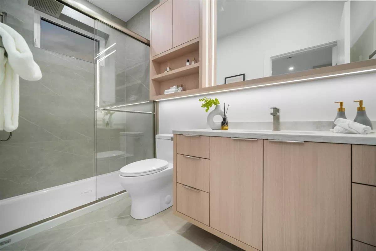 Laundry Room Photo of 2 3623 Triumph Street, Vancouver, BC