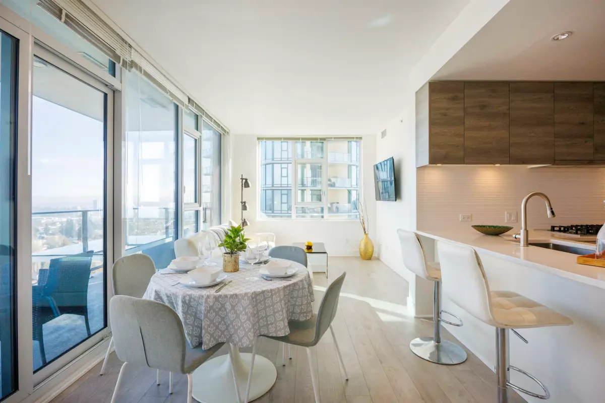 Breakfast Nook Photo of 2405 7358 Edmonds Street, Burnaby, BC
