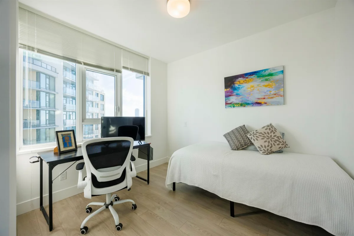 Guest Bathroom Photo of 2405 7358 Edmonds Street, Burnaby, BC