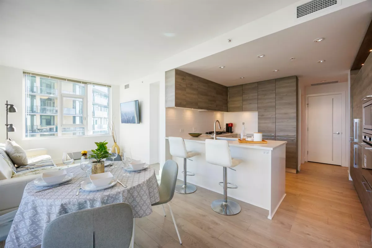 Kitchen Island Photo of 2405 7358 Edmonds Street, Burnaby, BC