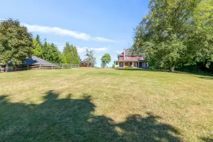 Backyard Photo of 1526 232 Street, Langley, BC