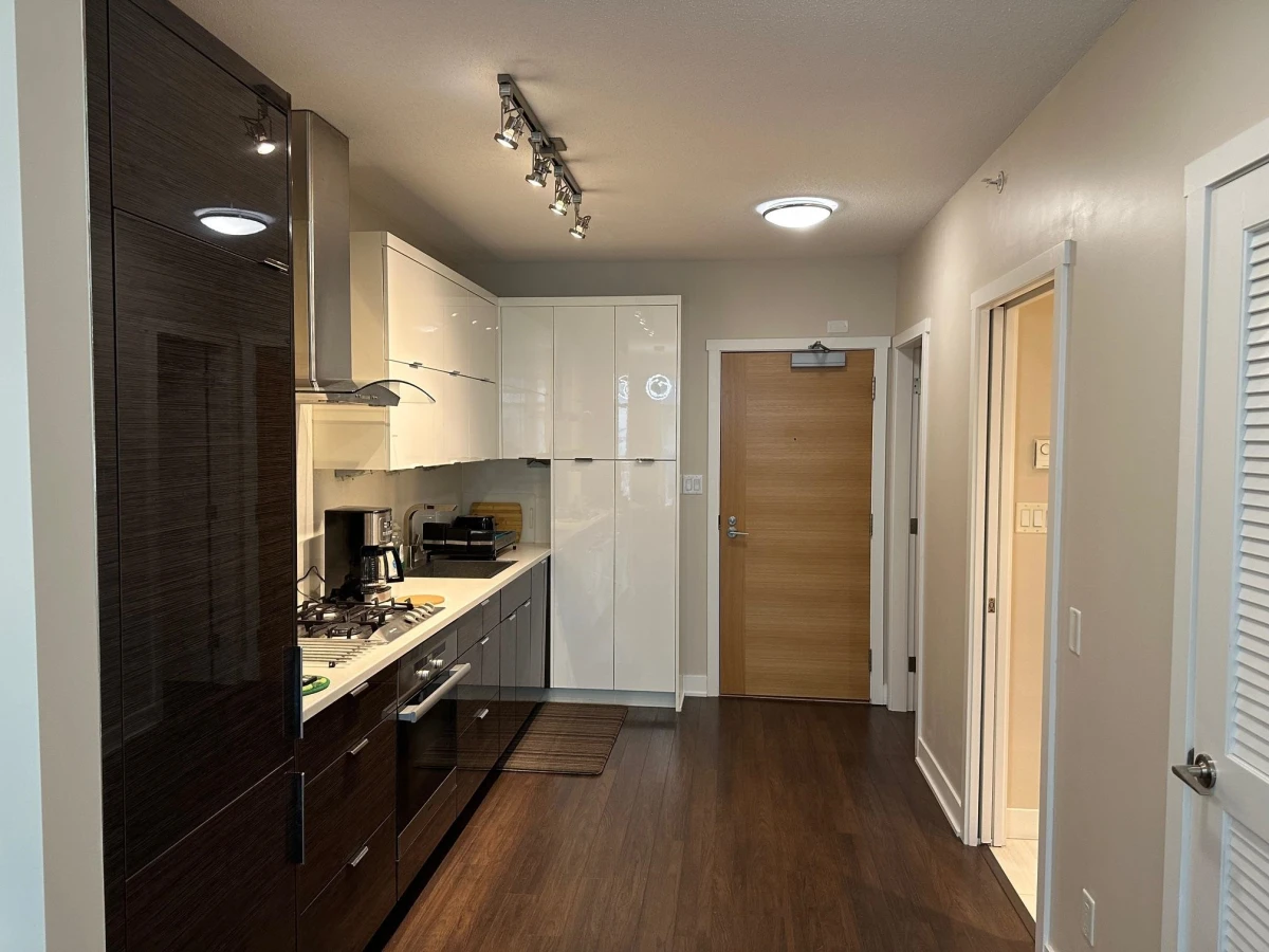 Kitchen Island Photo of 232 1777 W 7th Avenue, Vancouver, BC