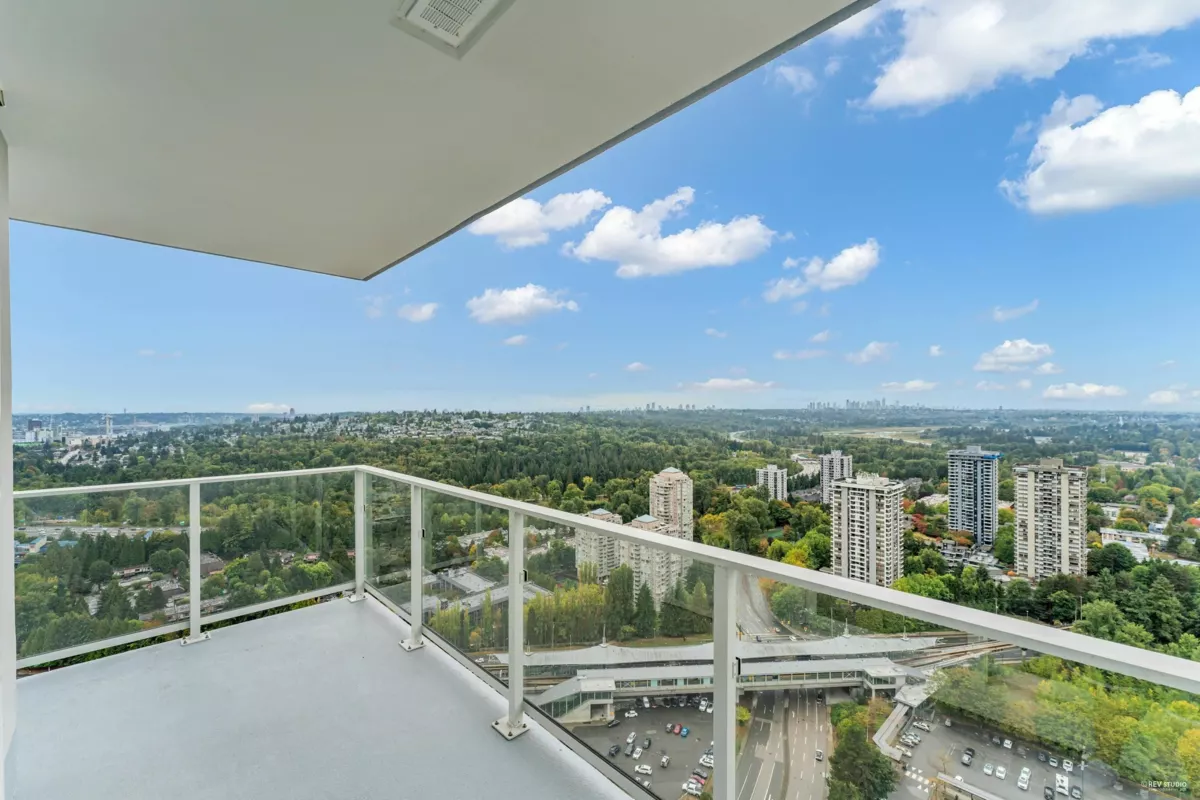 Basement Recreation Room Photo of 3407 3833 Evergreen Place, Burnaby, BC