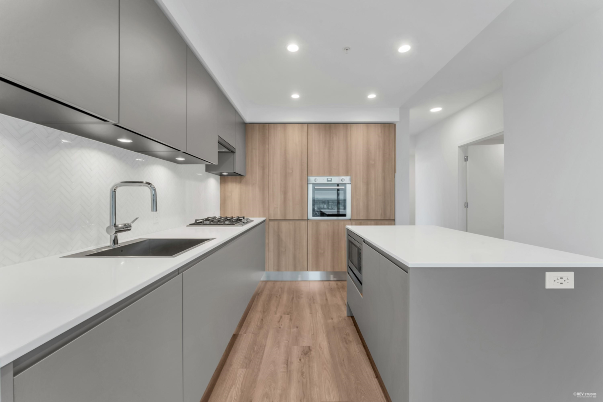 Kitchen Photo of 3407 3833 Evergreen Place, Burnaby, BC