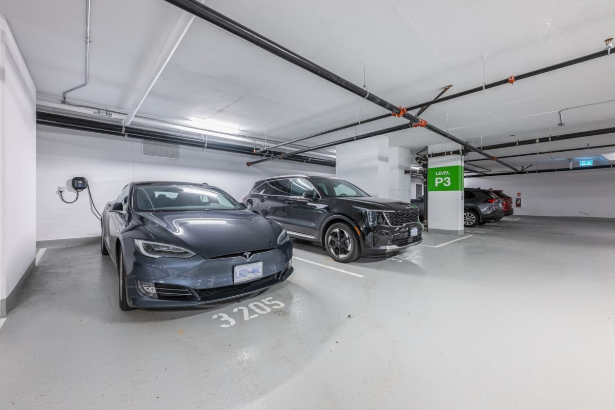 Street View Photo of 3407 3833 Evergreen Place, Burnaby, BC