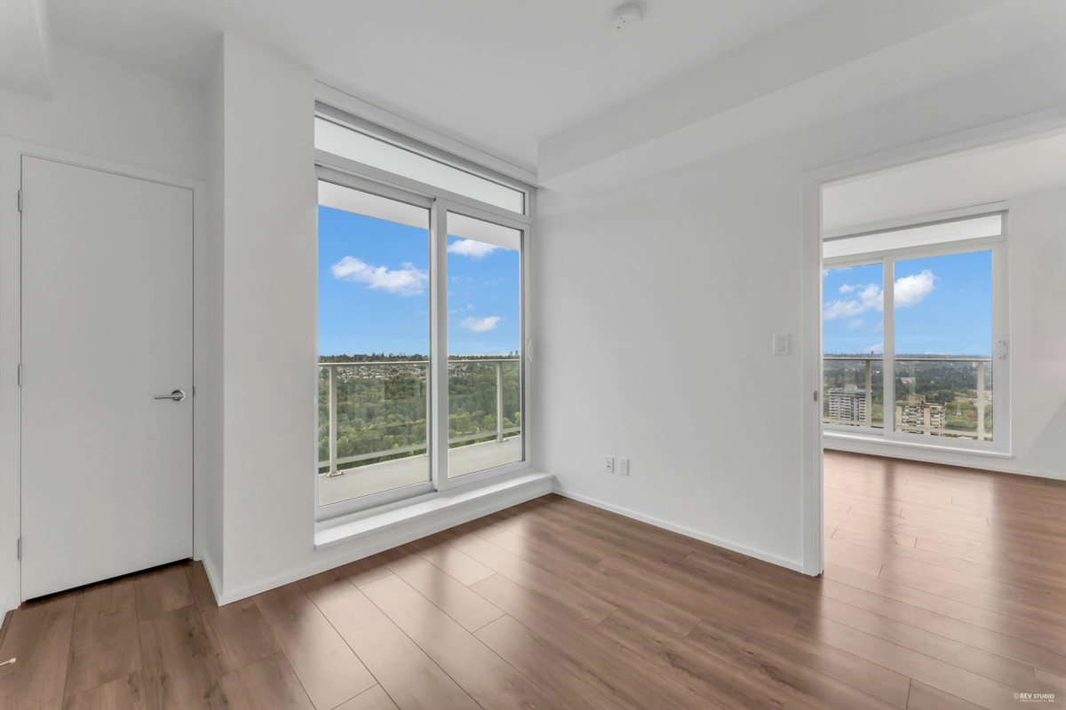 Walk-In Closet Photo of 3407 3833 Evergreen Place, Burnaby, BC
