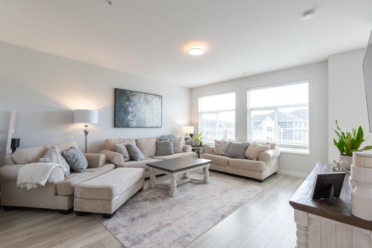 Family Room Photo of 46 8371 202b Street, Langley, BC