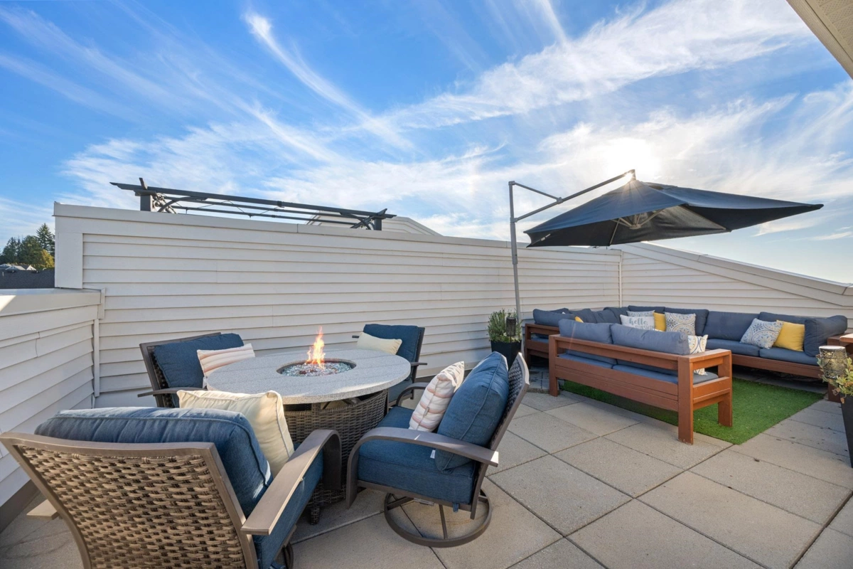 Swimming Pool Photo of 46 8371 202b Street, Langley, BC