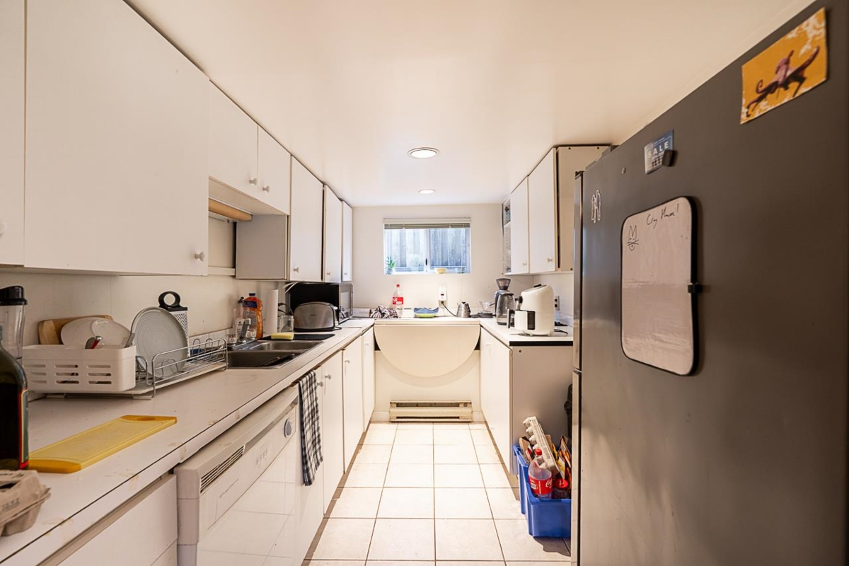 Basement Recreation Room Photo of 4534 W 5th Avenue, Vancouver, BC