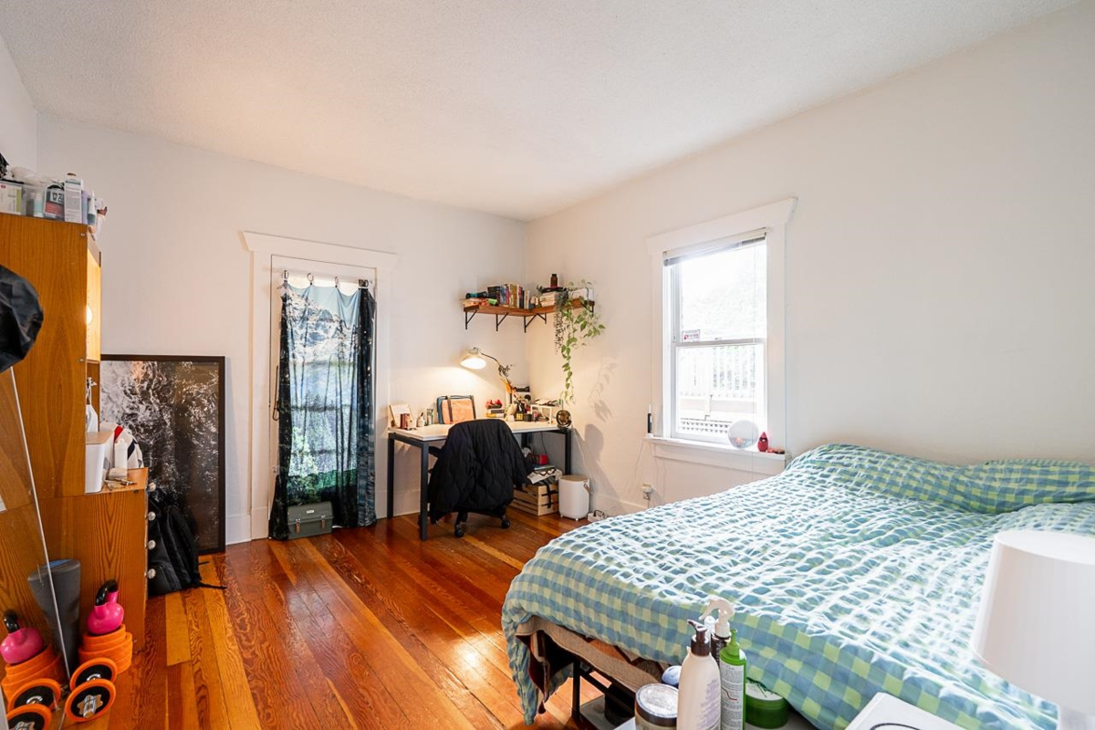 Guest Bathroom Photo of 4534 W 5th Avenue, Vancouver, BC