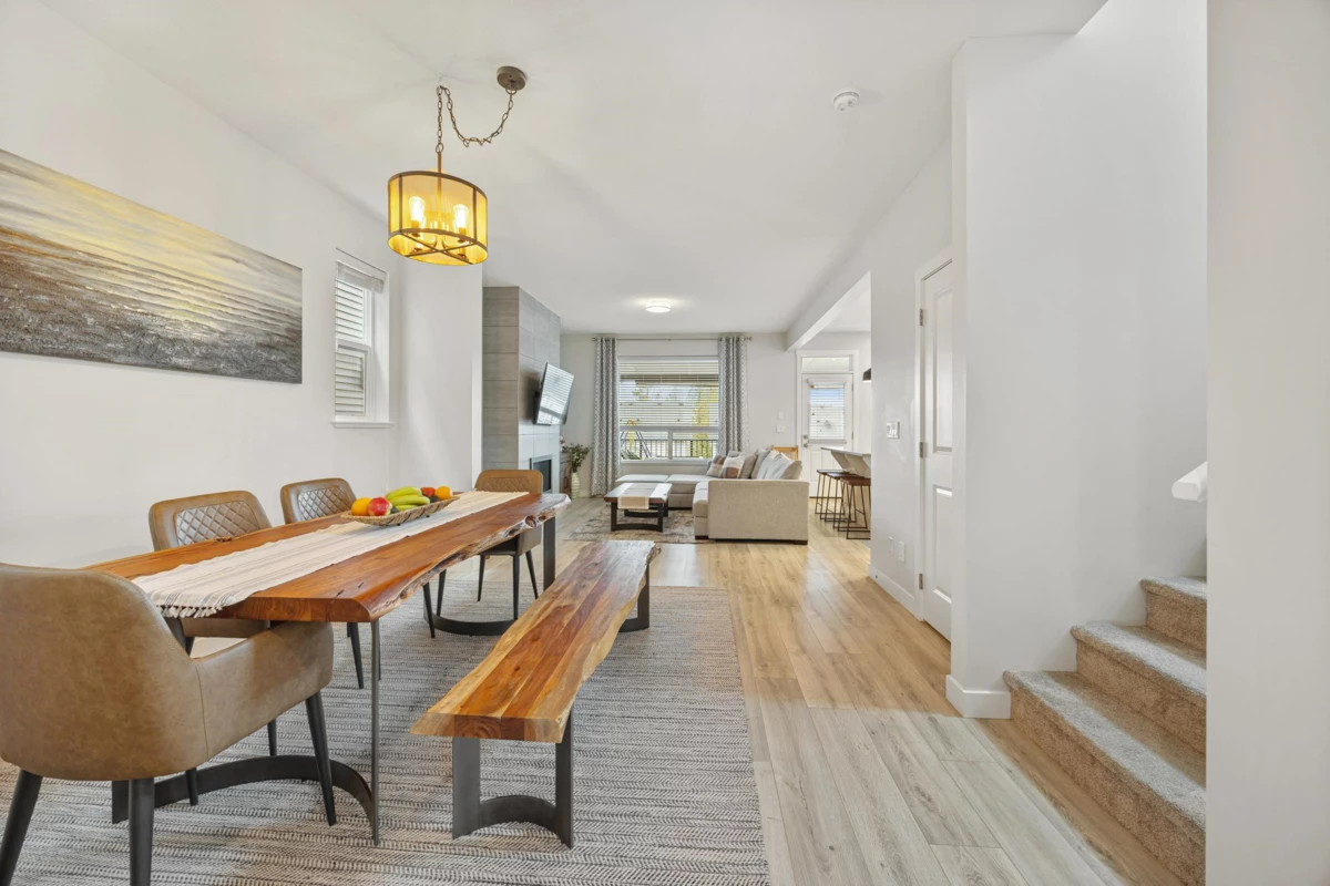 Kitchen Photo of 8223 202b Street, Langley, BC