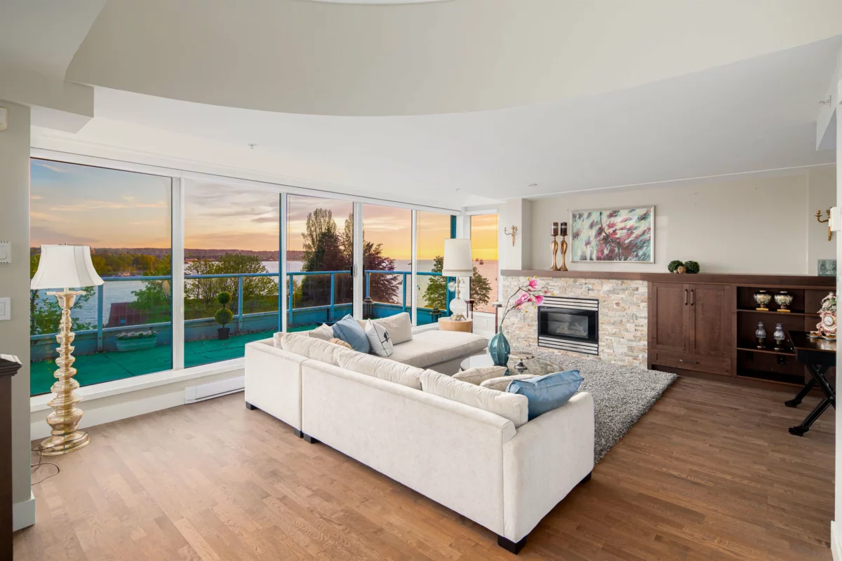 Family Room Photo of PH 1403 Beach Avenue, Vancouver, BC